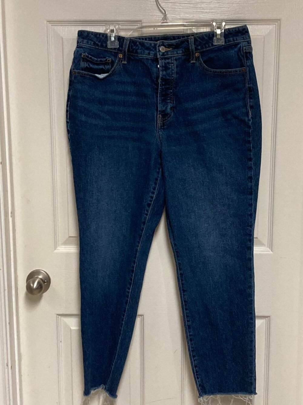 Women's jeans by Old Navy HIgh-Rise OG STRAIGHT secret-smooth pockets blue sz 14